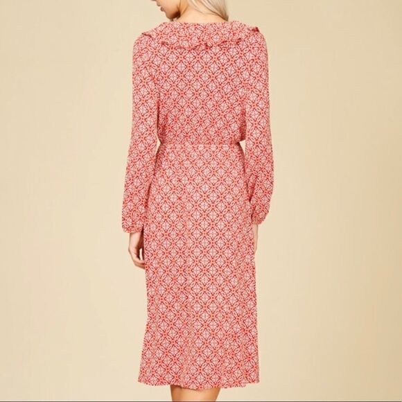 V-Neck Long Sleeve Midi Dress - Picture 4 of 4